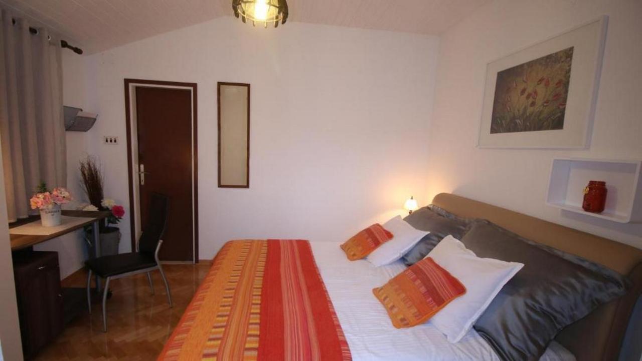 Villa Renipol Adults Only Sutivan Εξωτερικό φωτογραφία